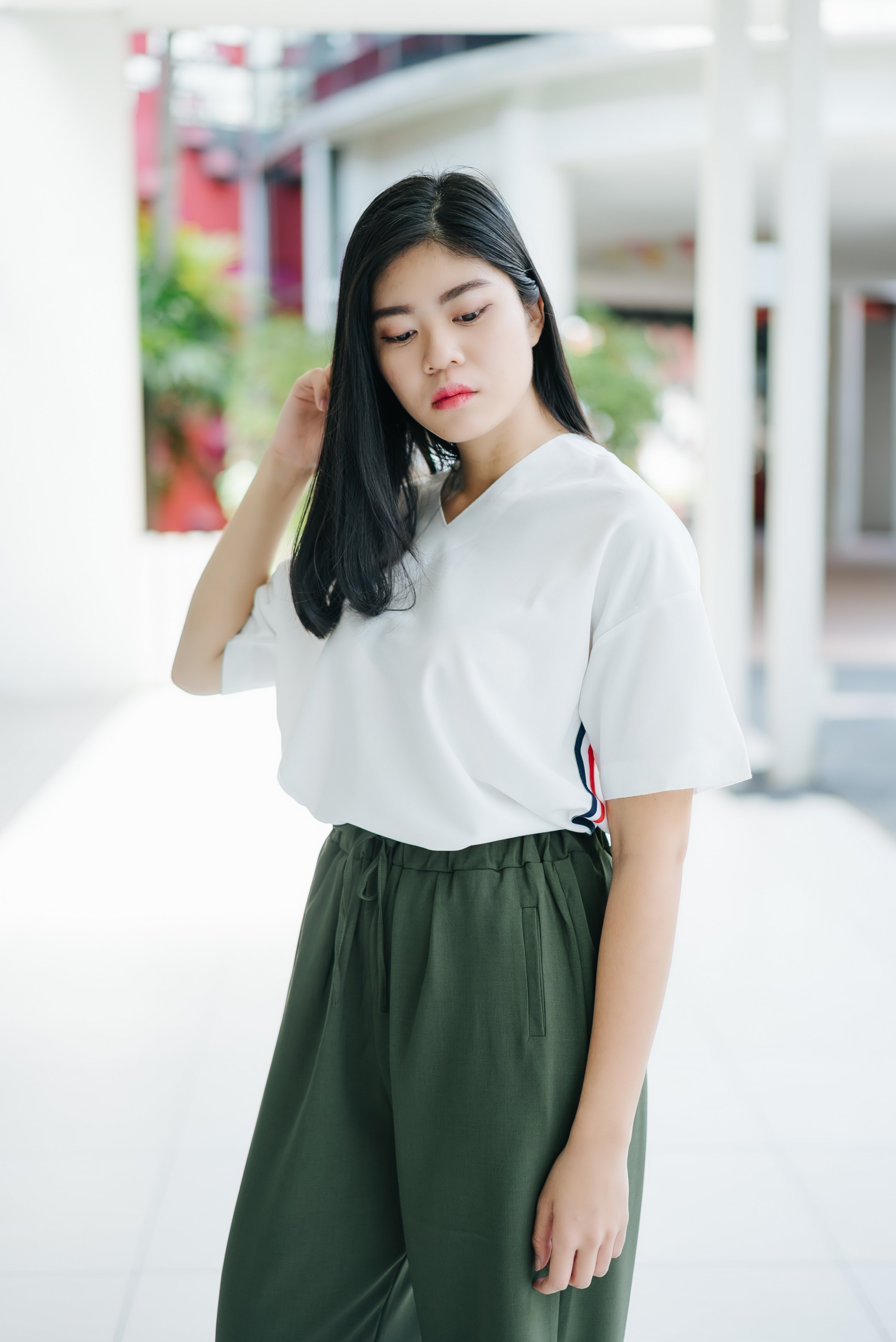 JULY004 V Neck T Shirt White